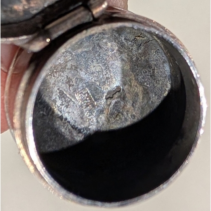 Boite ronde en argent