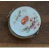 Petite boite en porcelaine décor fleurs