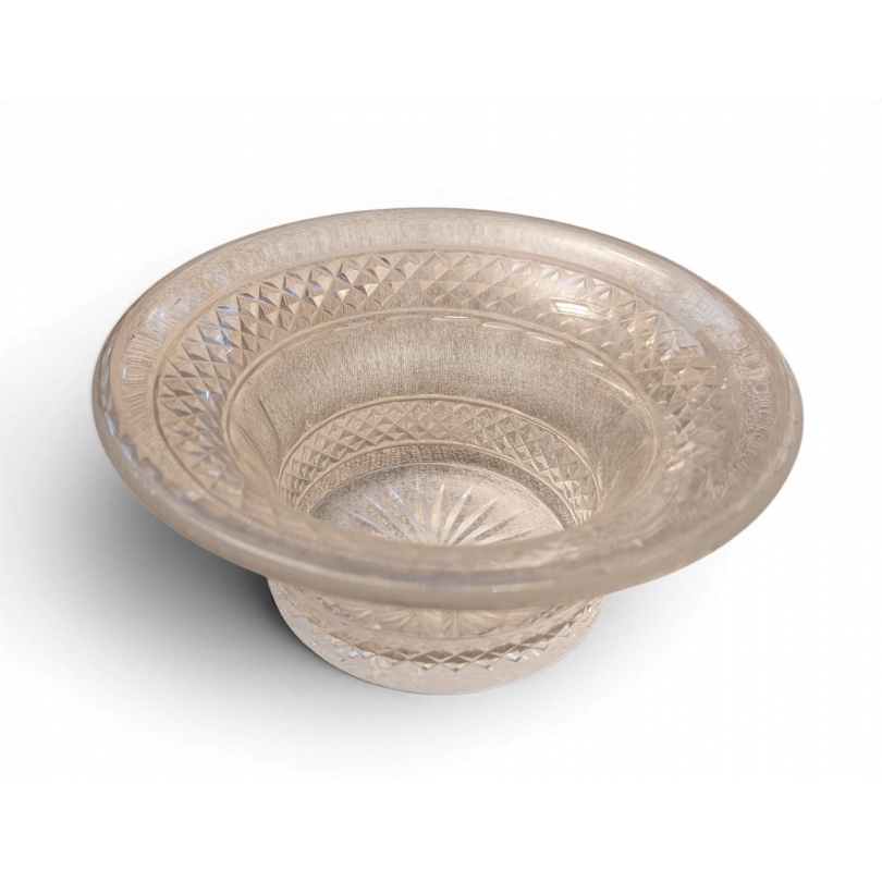 Cut crystal glass