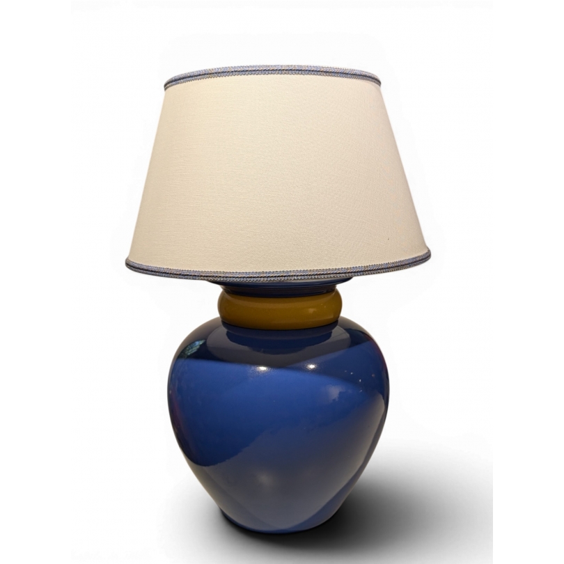 Grande lampe en céramique bleue KOSTKA
