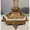 Lampe en marbre blanc et bronze doré