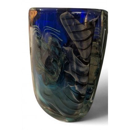 Vase décor intercalaire bleu signé A PIERINI