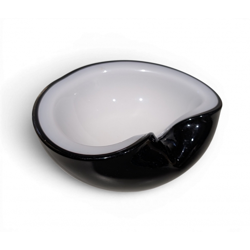 Cendrier en verre de Murano noir et blanc