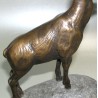 Cerf en bronze signé REUSSNER