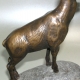 Cerf en bronze signé REUSSNER