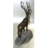 Cerf en bronze signé REUSSNER