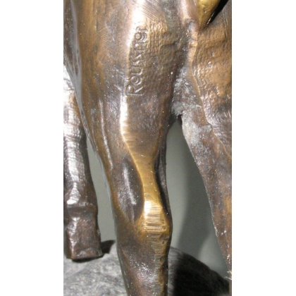 Cerf en bronze signé REUSSNER