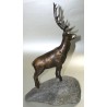 Cerf en bronze signé REUSSNER