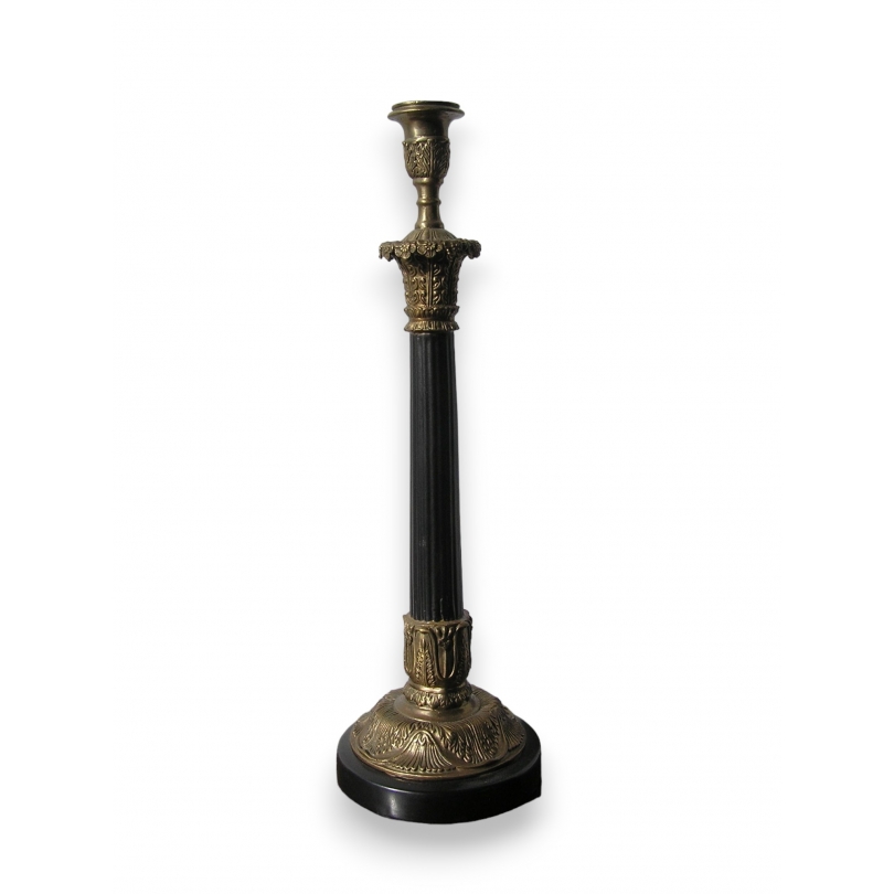  Bougeoir en bronze doré et porcelaine sur  Moinat SA  - Antiquités décoration