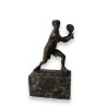 Bronze \"Tennisman\" sur un socle en marbre