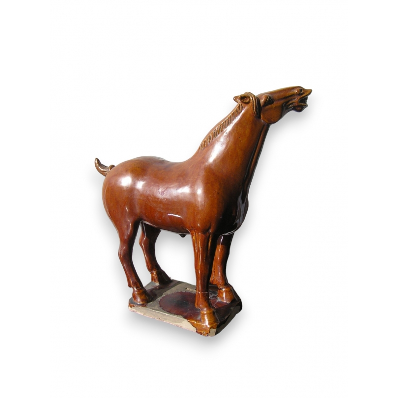 Small horse on a plinth, head raised, by  Moinat SA  - Antiques and decorative items