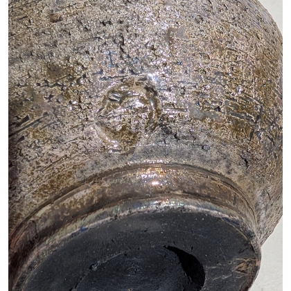 Vase en céramique signé A D