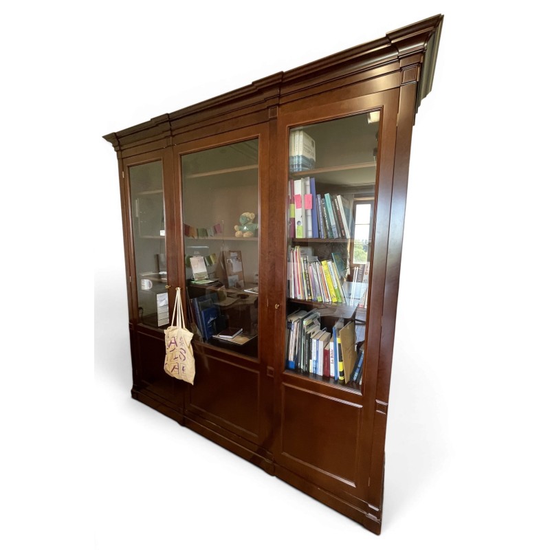 3-door mahogany bookcase