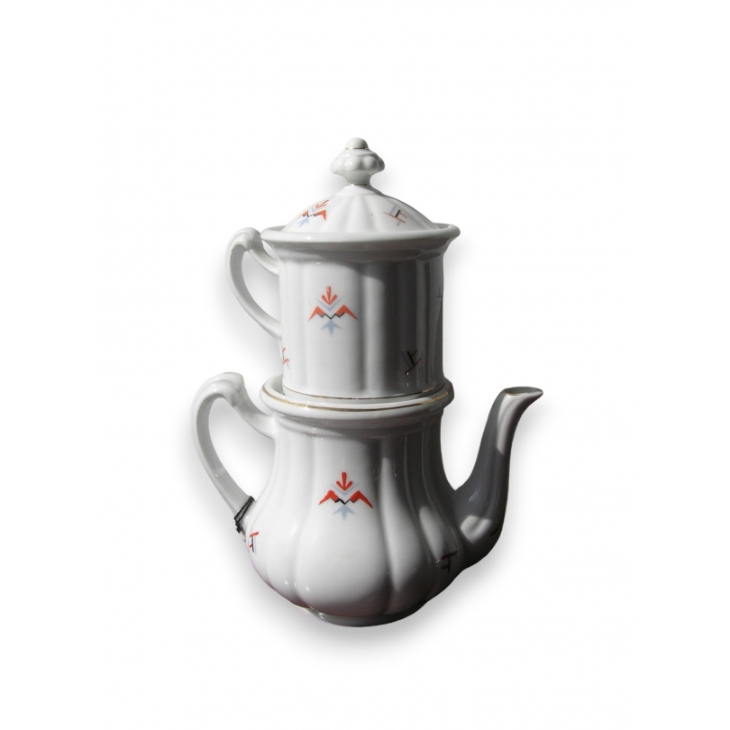  Tisanière en porcelaine sur  Moinat SA  - Antiquités décoration