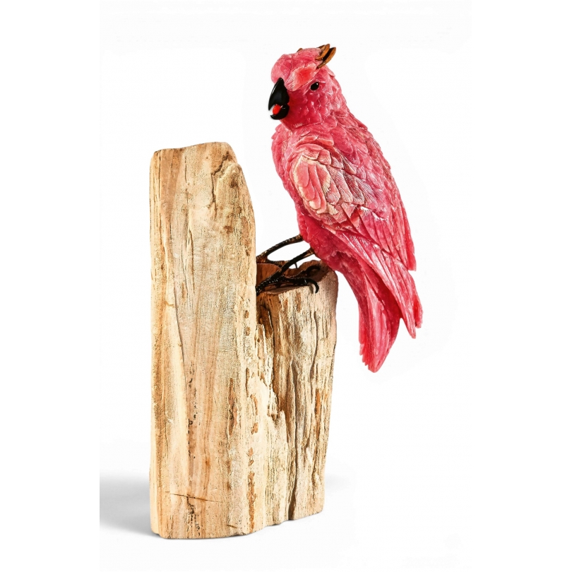 Sculpture \"Cacatoès rose sur une souche d\'arbre\"