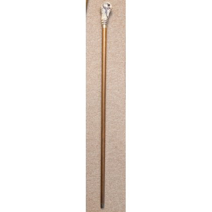 Walking stick with a ‘duck’s head’ knob
