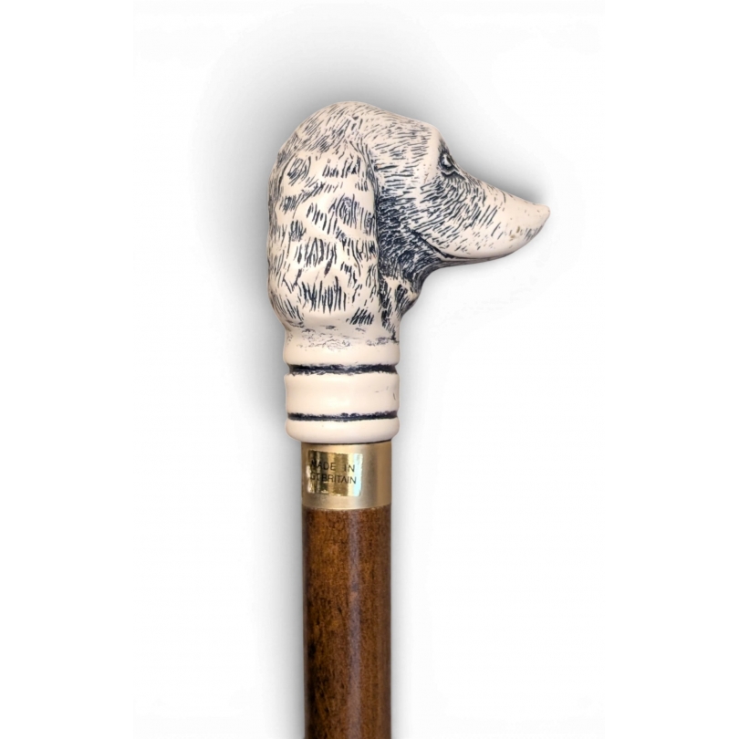 Walking stick with a ‘dog’s head’ knob