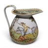 Broc en faience de Doulton