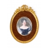 Miniature ovale "Portrait de dame élégante"