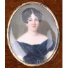 Miniature ovale "Portrait de dame élégante"