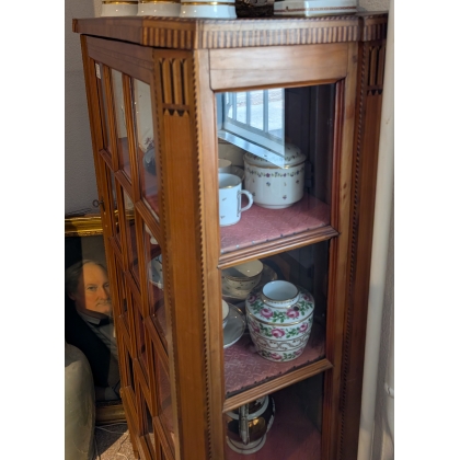  Vitrine Directoire en cerisier marqueté sur  Moinat SA  - Antiquités décoration