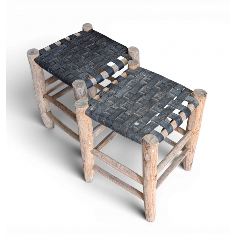 Tabouret en bois et cuir tressé