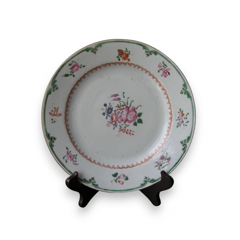 "Famille verte" porcelain plate, from Moinat SA – Antiques and home décor