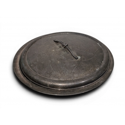 Plat couvert en métal argenté