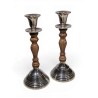 Paire de bougeoirs en bois et métal chromé