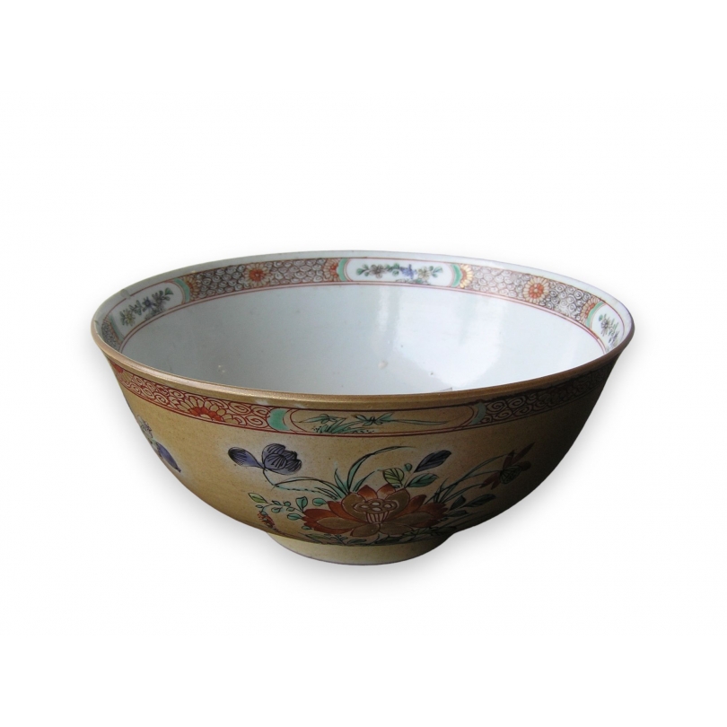 Porcelain bowl, 18th-century China (cheveu) at  Moinat SA  - Antiques and decorative arts