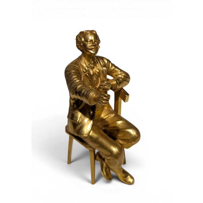 Bronze doré Homme assis fumant