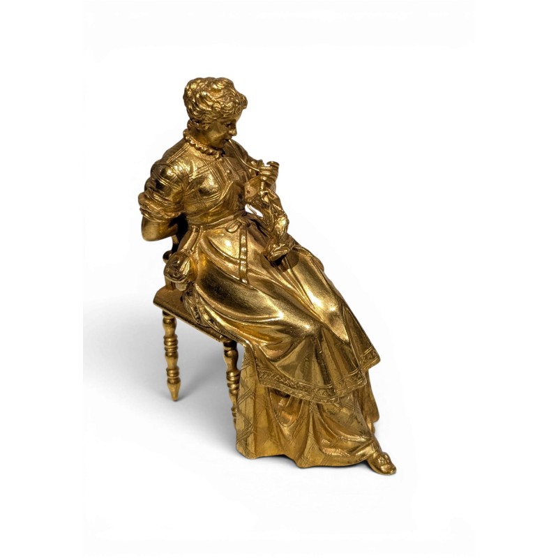 Bronze doré Femme assise fillant