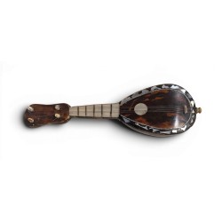 Mandoline miniature en écaille et nacre