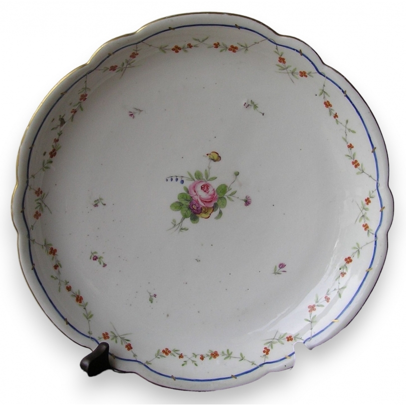 "Guirlande" porcelain plate by Moinat SA – Antiques and home décor