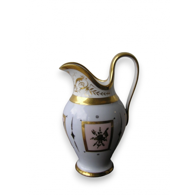 Empire-style porcelain cream jug, decorated by  Moinat SA  - Antiques and home décor