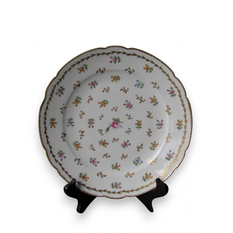 Assiette en porcelaine