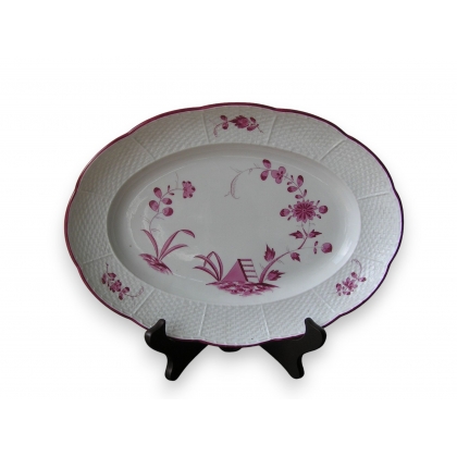 Plat ovale en porcelaine de Meissen