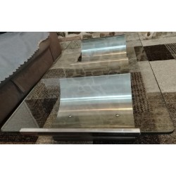 Table basse en métal et verre par François MONNET
