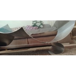 Table basse en métal et verre par François MONNET