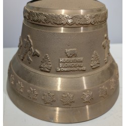 Cloche en bronze Lutte