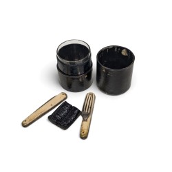 Necessaire de voyage Verre et couverts