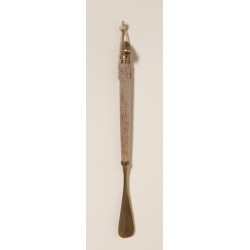 Chausse-pieds en laiton et bois