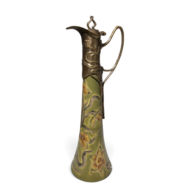 Aiguière style Art-Nouveau en céramique verte