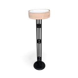 Lampe sur pied en laiton noir