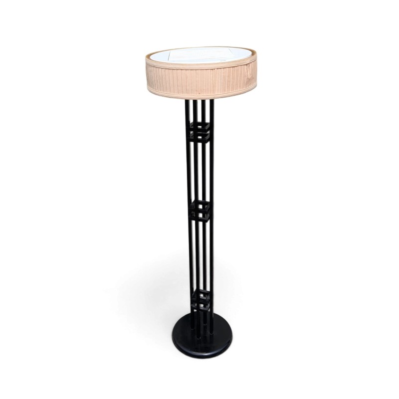 Lampe sur pied en laiton noir