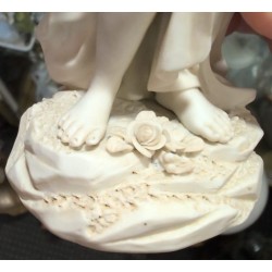 Statue en biscuit "Erato" marque MV