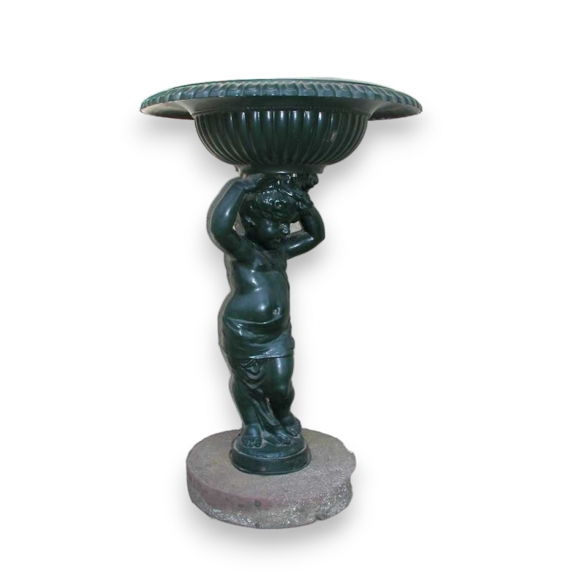  Fontaine en fonte "Angelot" sur  Moinat SA  - Antiquités décoration
