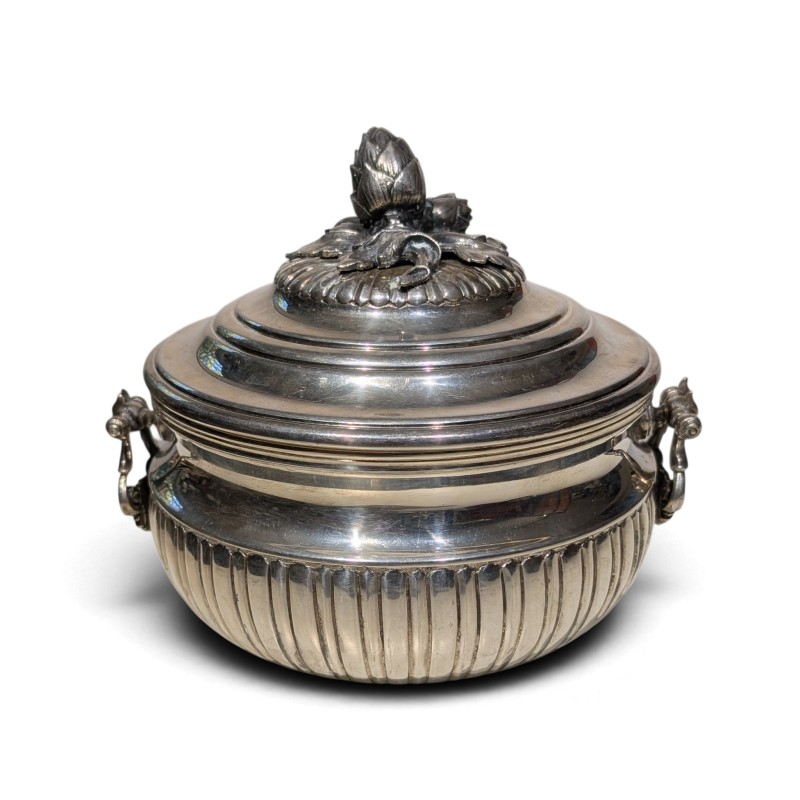 Légumier en argent 800