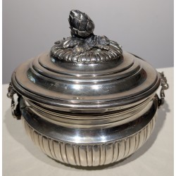 Légumier en argent 800