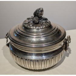 Légumier en argent 800